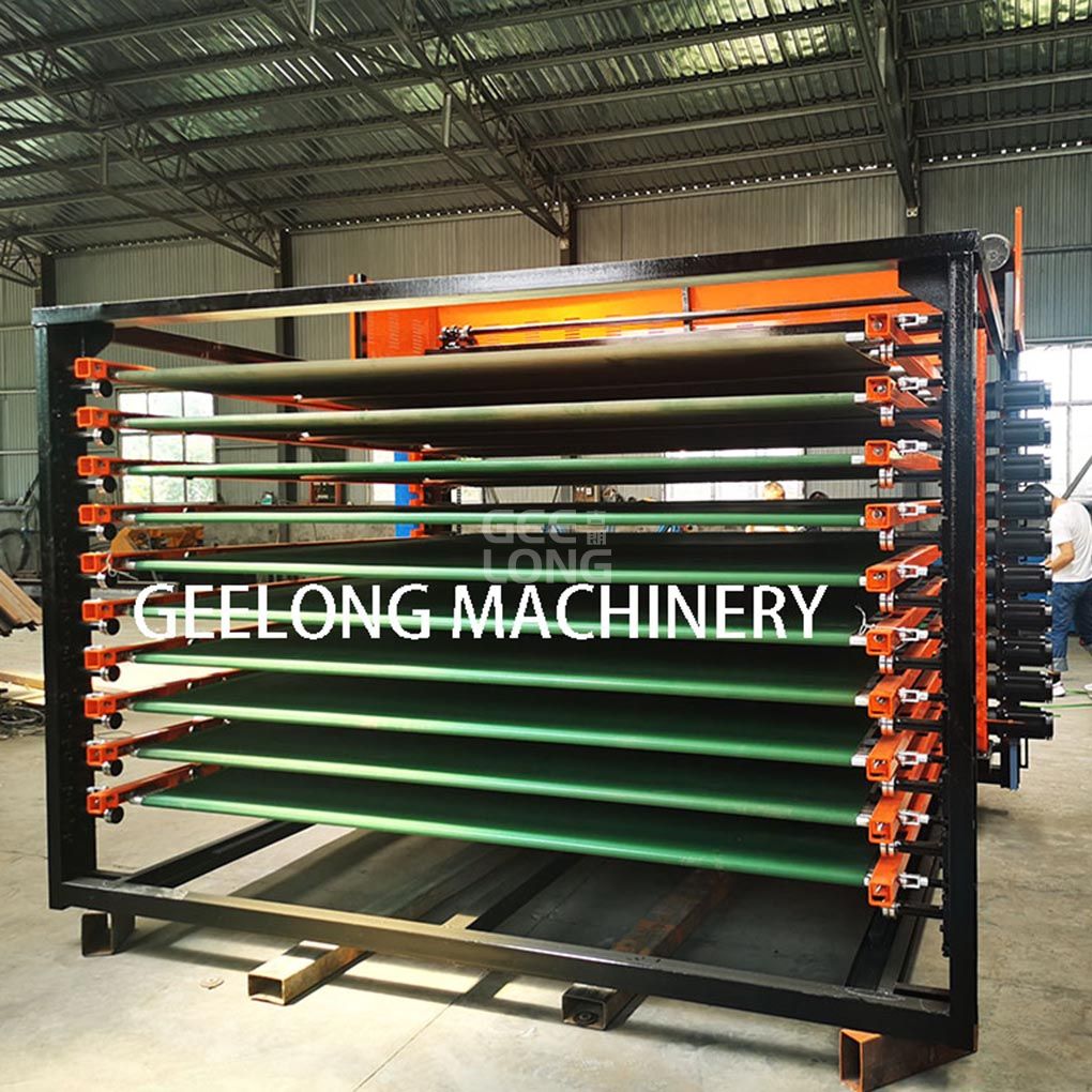 Automatic belt conveyor for melamine hot press machine
