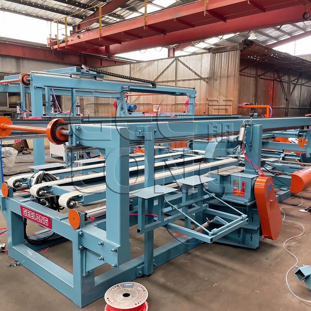 China GEELONG 5ft full automatic birch plywood double sizer.