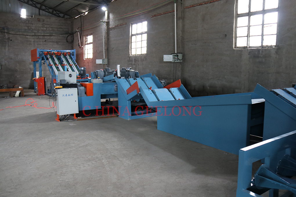 China veneer peeling line