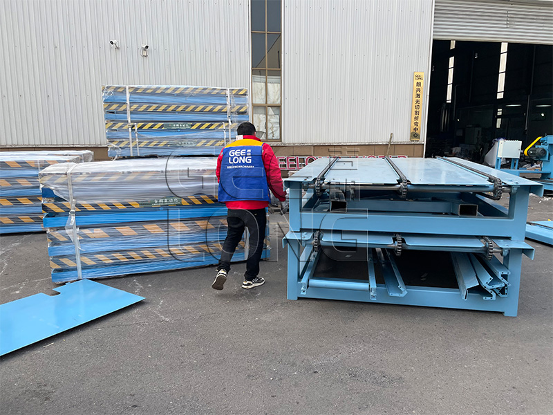 GEELONG exported 3T plywood table lifter machine