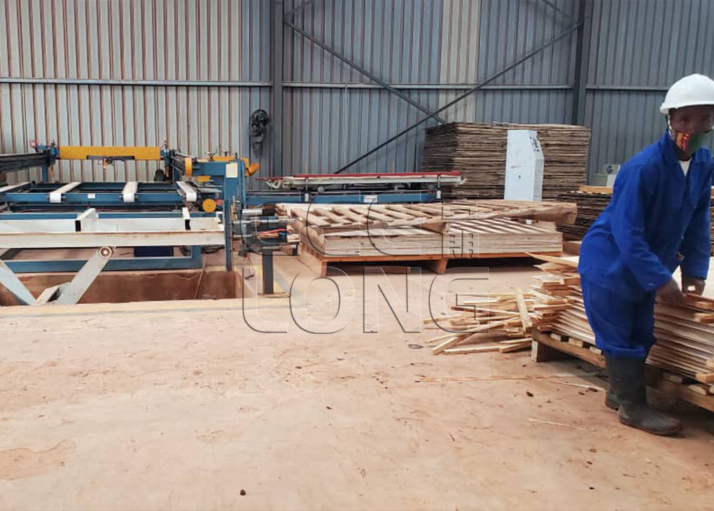 China GEELONG plywood machine at Africa