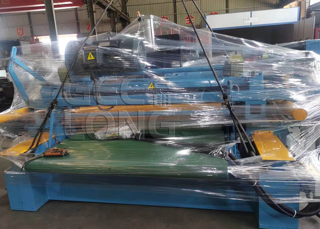 GEELONG heavy duty high quality 4ft veneer peeling machine exported to Turkey