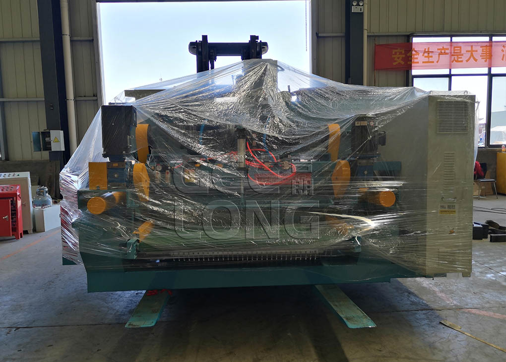 geelong spindleless veneer peeling machine are exported