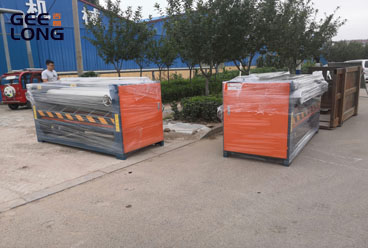 china GEELONG 1300MM glue spreader machine is exported