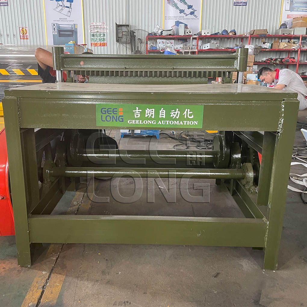 Veneer finger joint cutting machine 