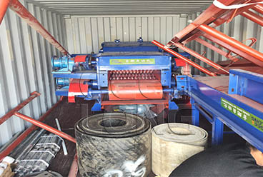 geelong 216 wood chips machine is exported to indonesia
