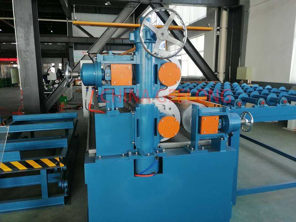 Air piston glue spreader machine