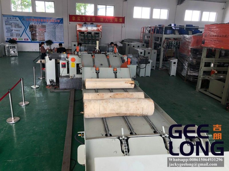 PLC control full automatic veneer peeling machine