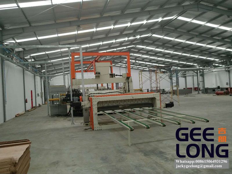 GEELONG servo veneer clipper machine