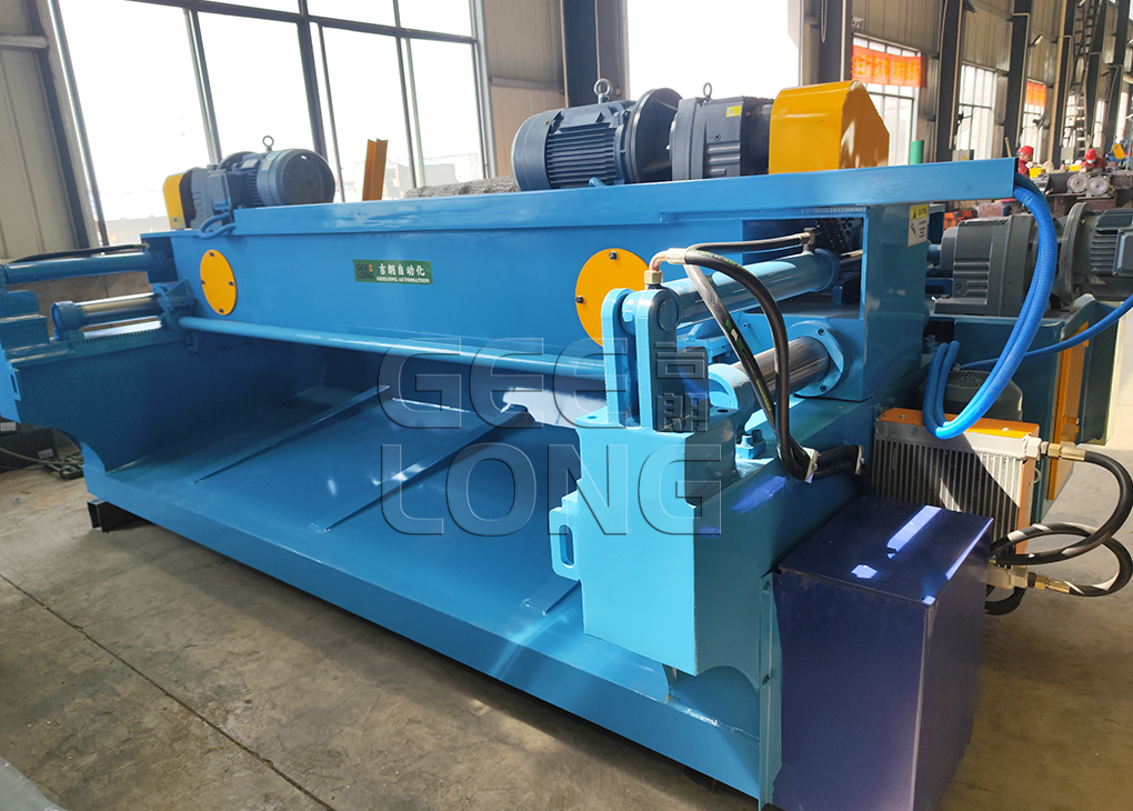 8 feet heavy duty wood log debarking machine INDONESIA