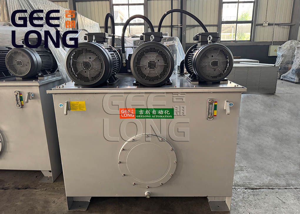 Hydraulic station for plywood hot press machine
